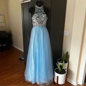 Backless Light Blue 5-Layered Formal Rhinestone Dress Gown Size 0